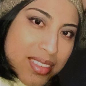 Meet your Posher, Lorena